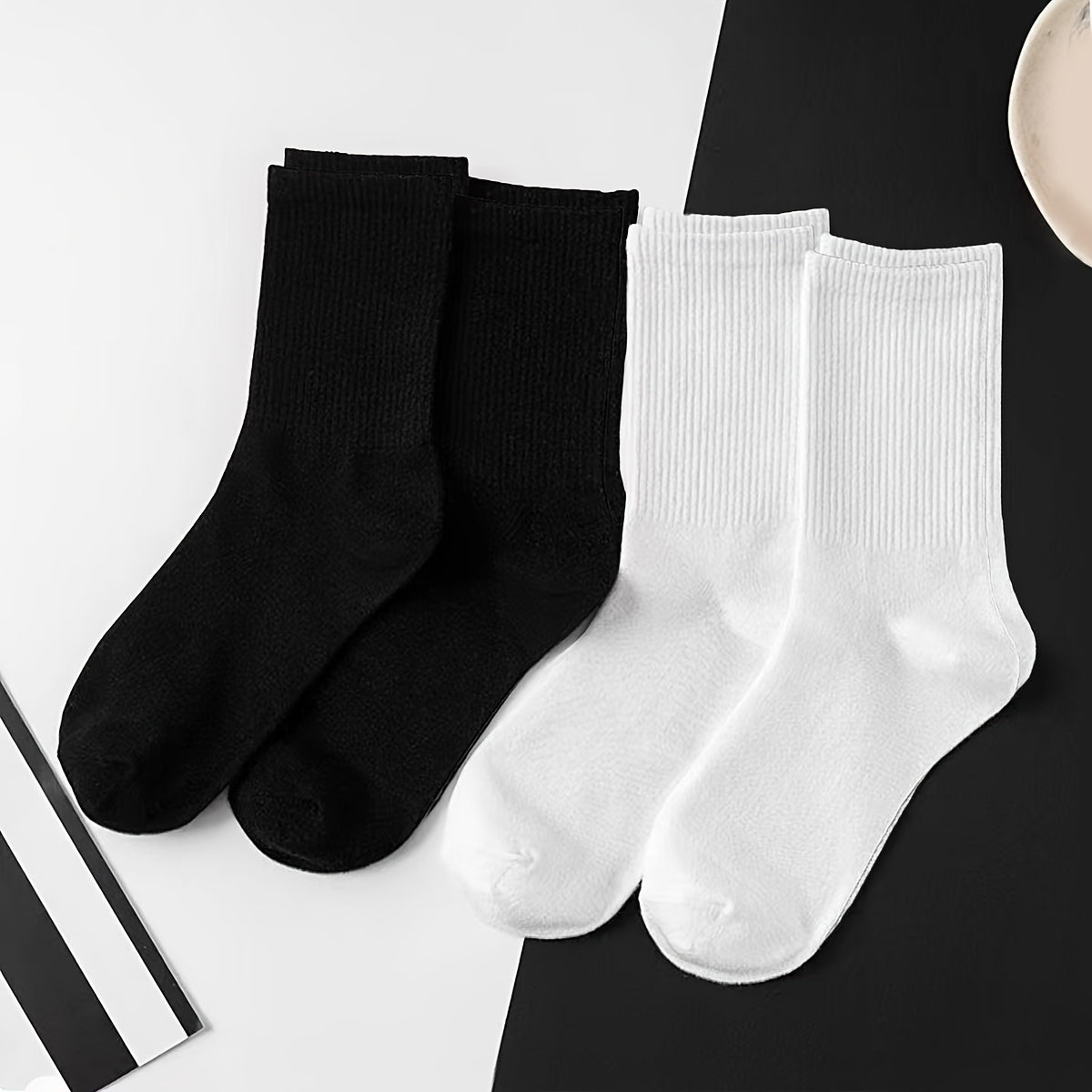 4 Pairs Classic Socks Casual & Comfy Solid Women's Stockings