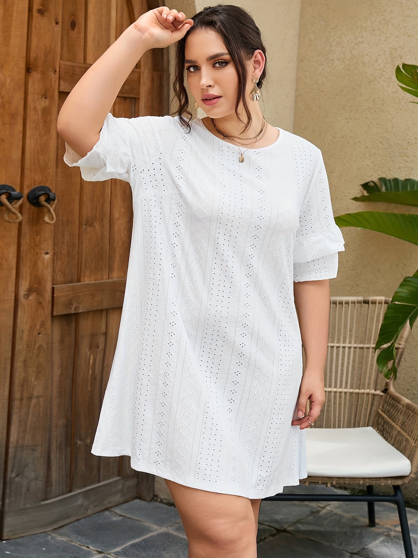  Eyelet Embroidered Round Neck Sleeve Dress