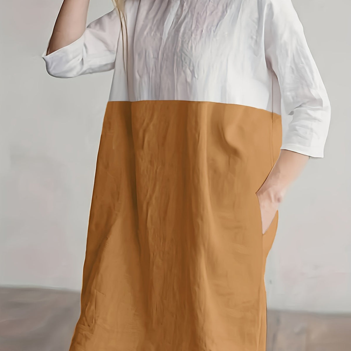 Colorblock Round Neck Loose Fit Dress