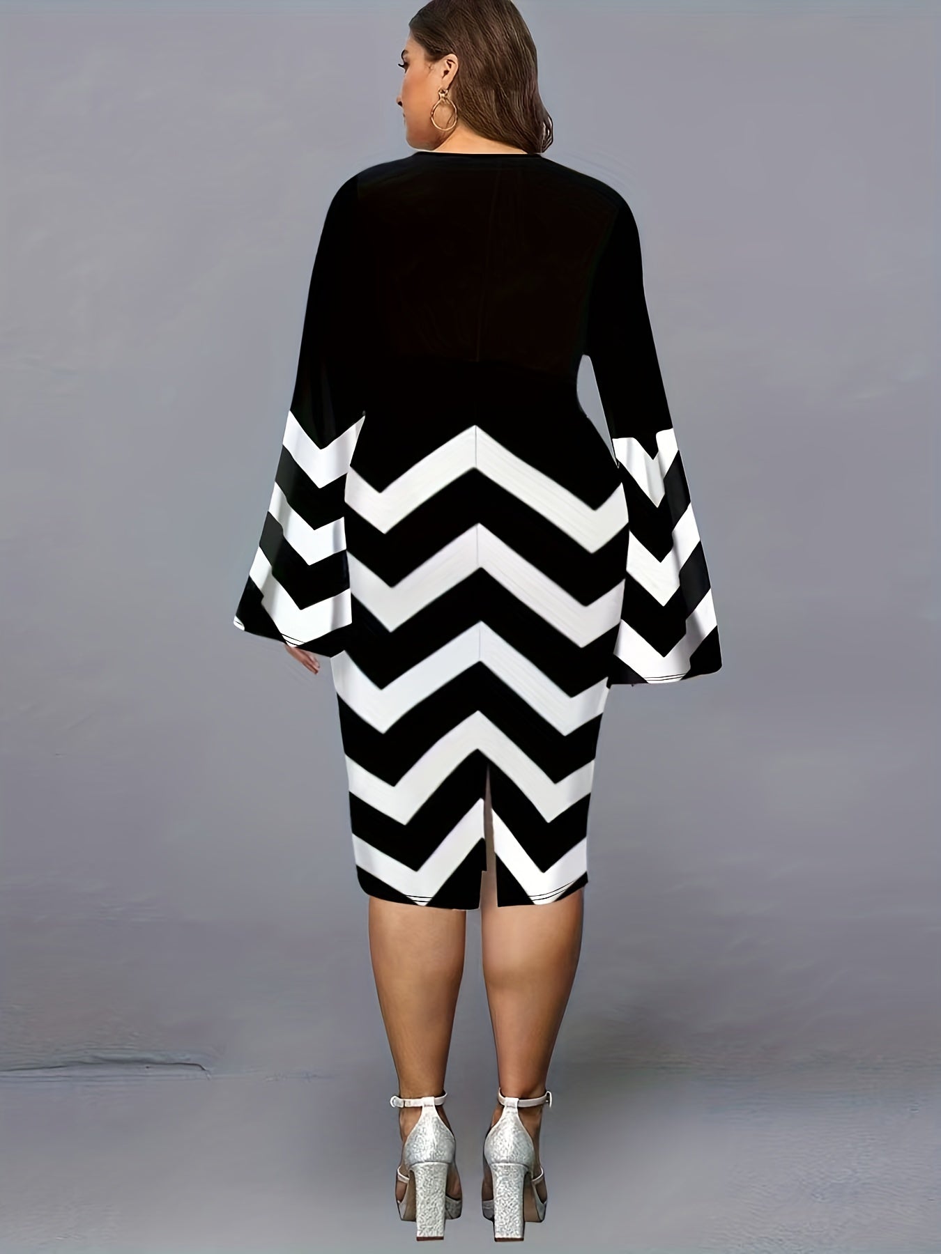  Colorblock Stripe Print Bell Sleeve V Neck Midi Dress
