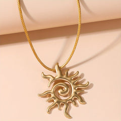 Golden Big Sun Pendant Necklace Vintage Style Neck Accessories