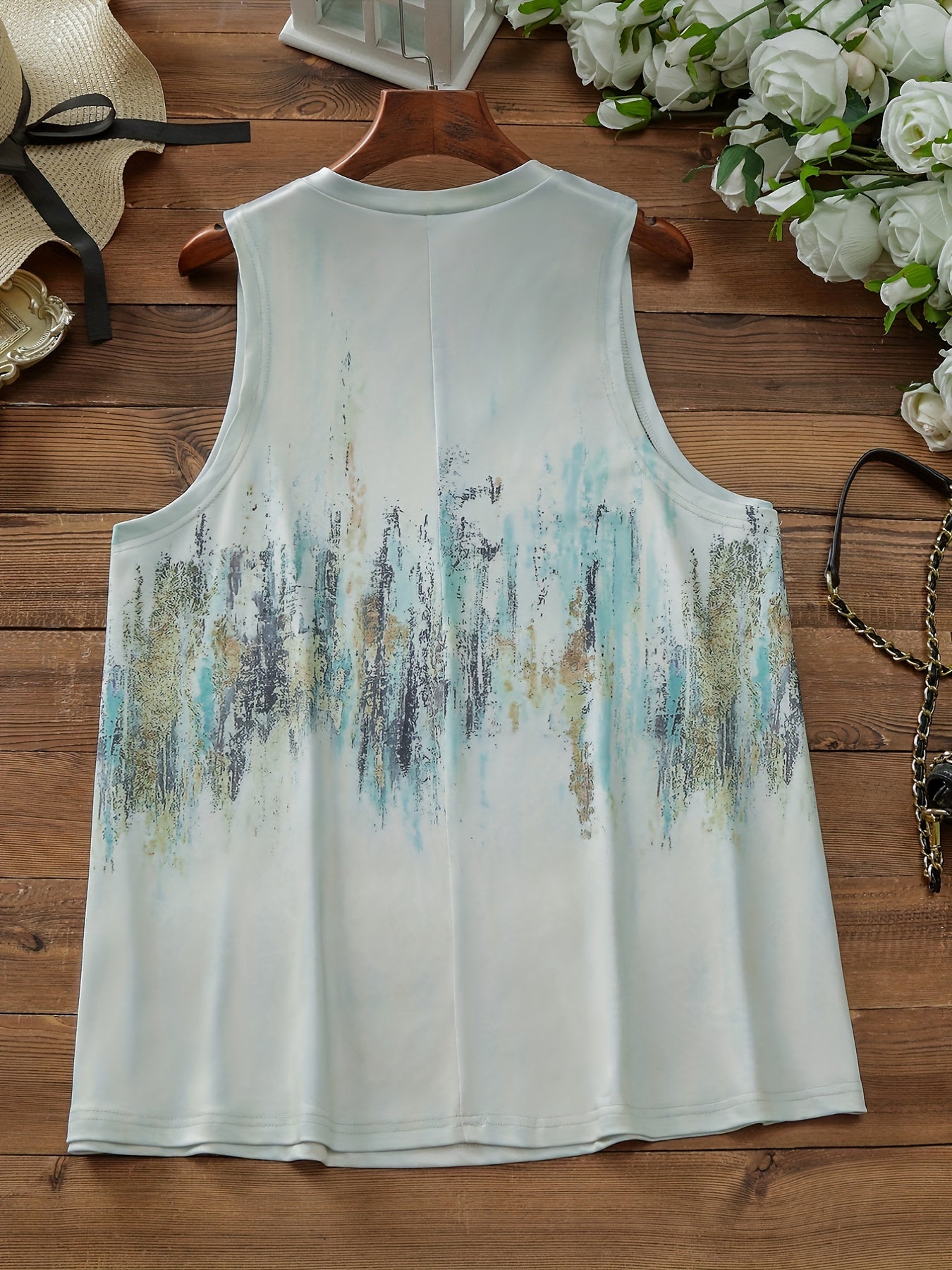 Women's Plus Graffiti Print V Neck Stretch Tank Top