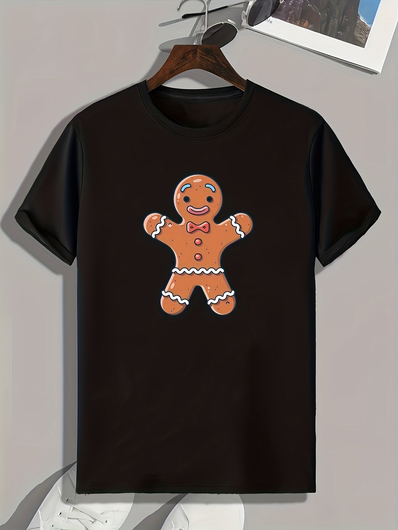 Gingerbread Man Graphic T-shirt for Men