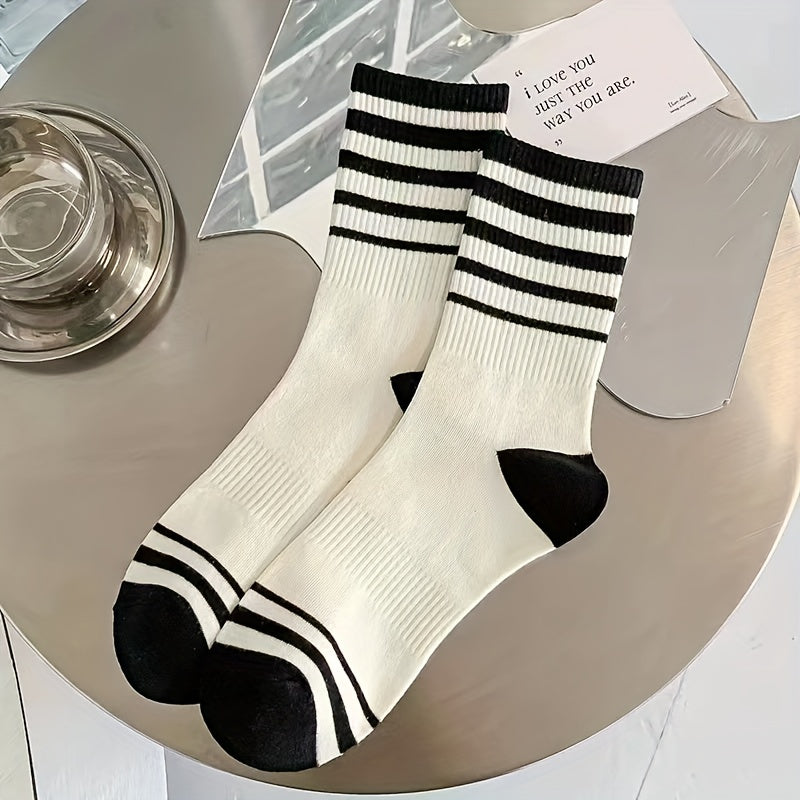 5 Pairs Letter Print Socks Women's Stockings & Hosiery