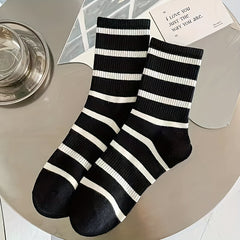 5 Pairs Letter Print Socks Women's Stockings & Hosiery