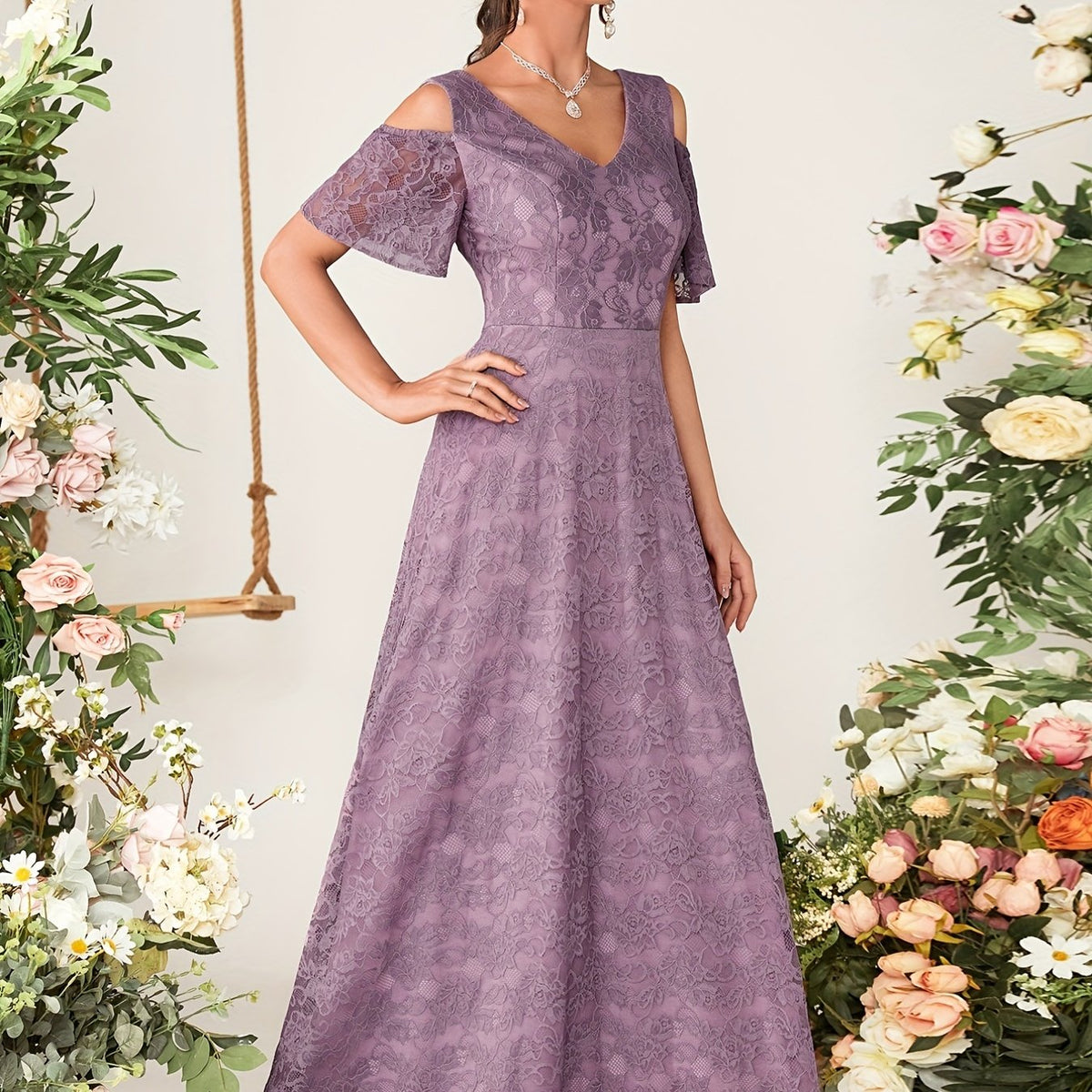 V Neck Lace Bridesmaid Dress for Wedding Party