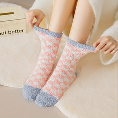 6 Pairs Plaid Fuzzy Socks for Women, Comfy & Warm Crew Floor Socks