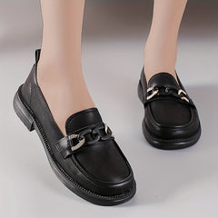 Women's Chain Decor Loafers Round Toe Slip On Shoes