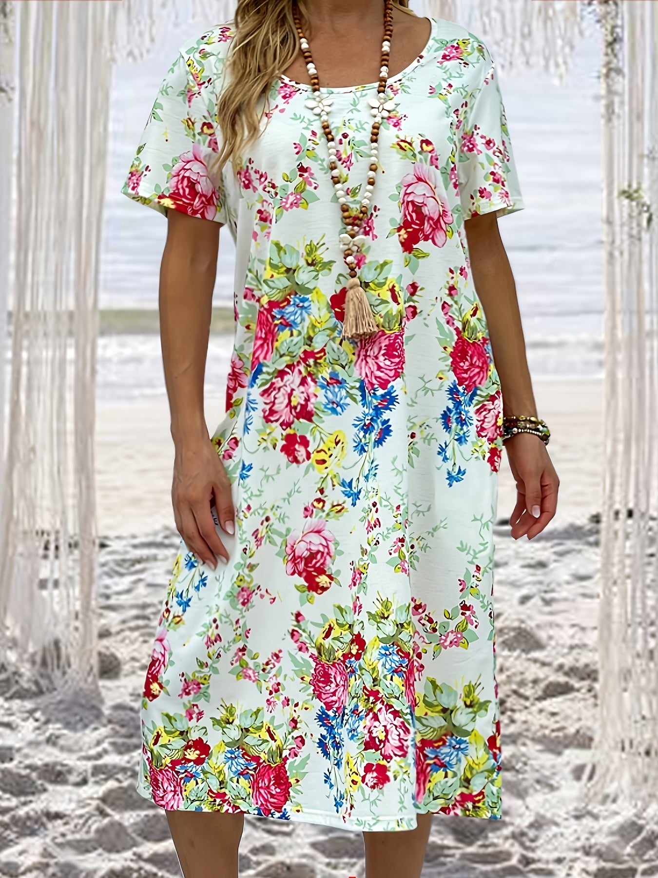  Women's Floral Print Round Neck Dress