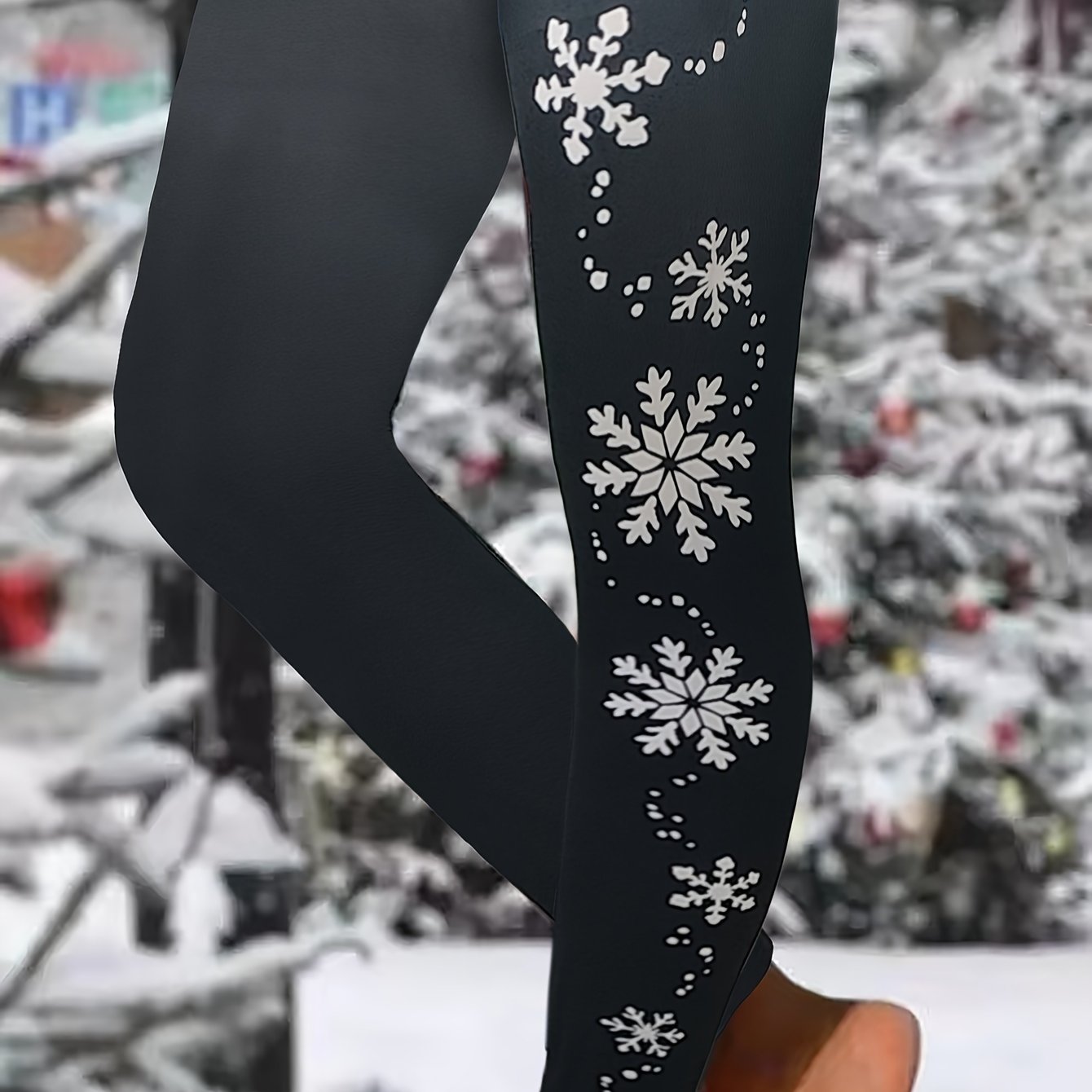  Snowflake Print Medium Stretch Leggings