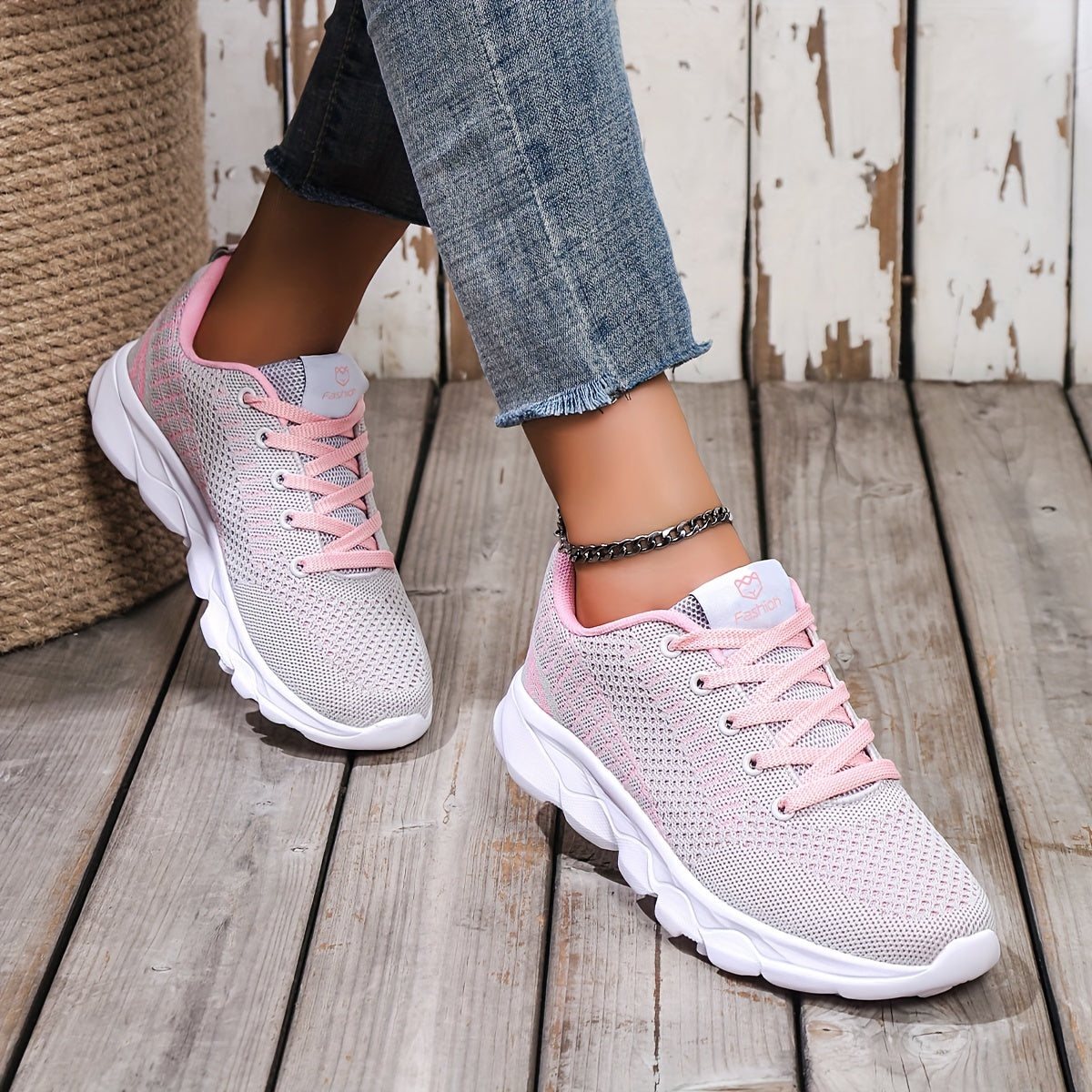 Women's Lace Up Running Shoes Lightweight Comfortable Low Top Sport Shoes