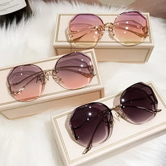 Women Metal Sunglasses UV400 Vintage Ladies Stylish Oversized Square