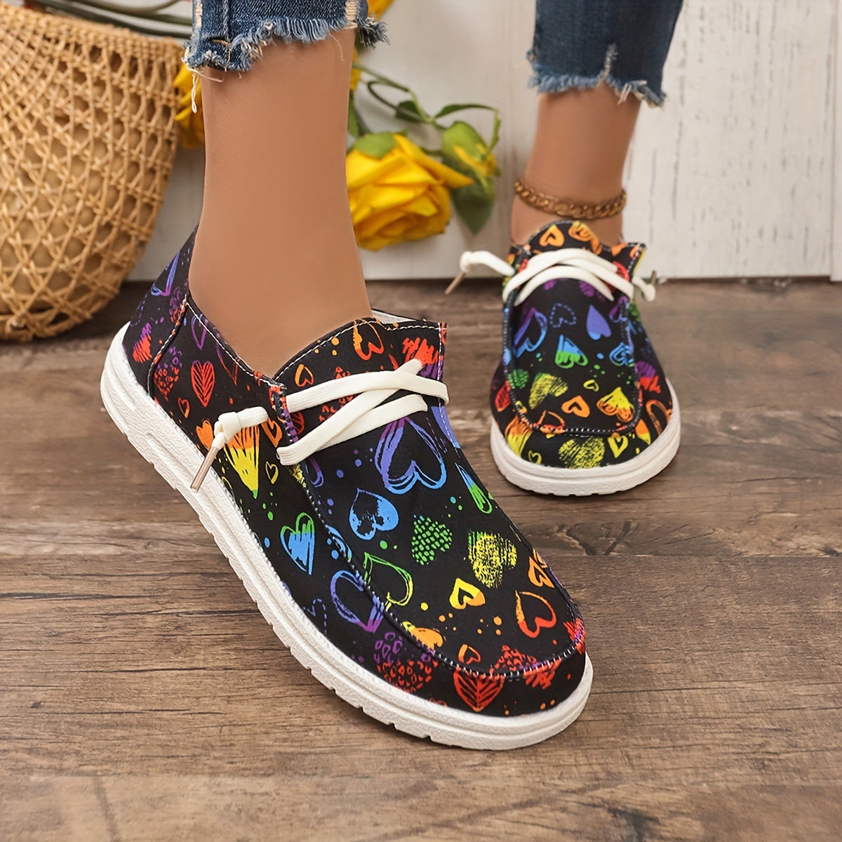 Heart Pattern Skate Shoes for Women