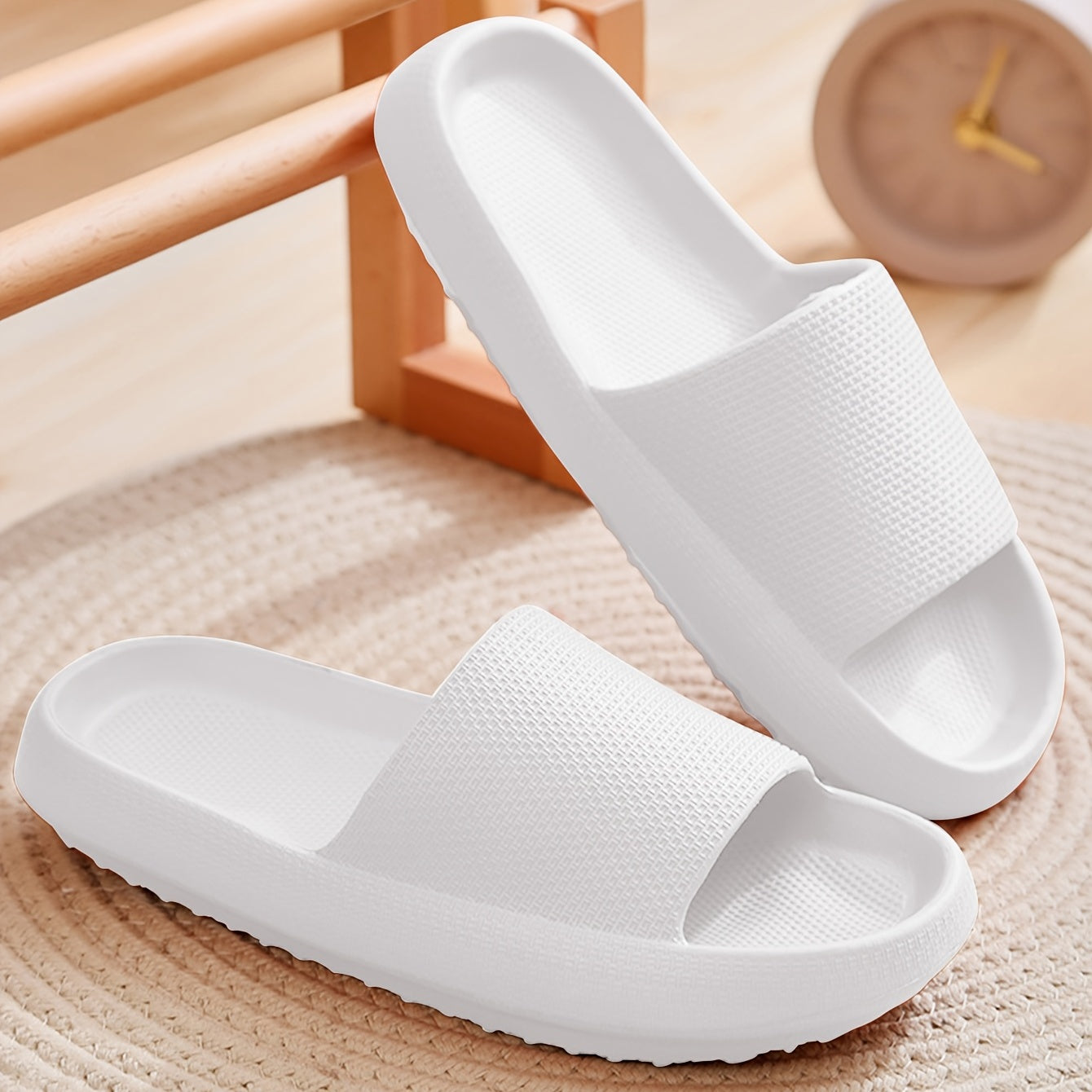 Men's Cloud Slides Lightweight Slippers Indoor Outdoor Shower