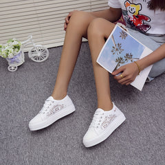 Women's Mesh Sneakers Lace Up Low Round Toe Breathable Shoes