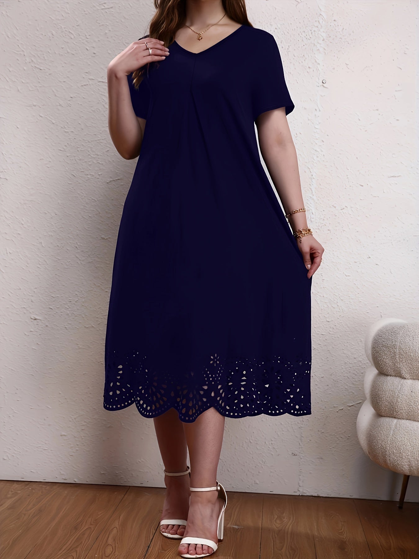  Solid Maxi Dress w/ Scallop Trim Short Sleeves V Neck