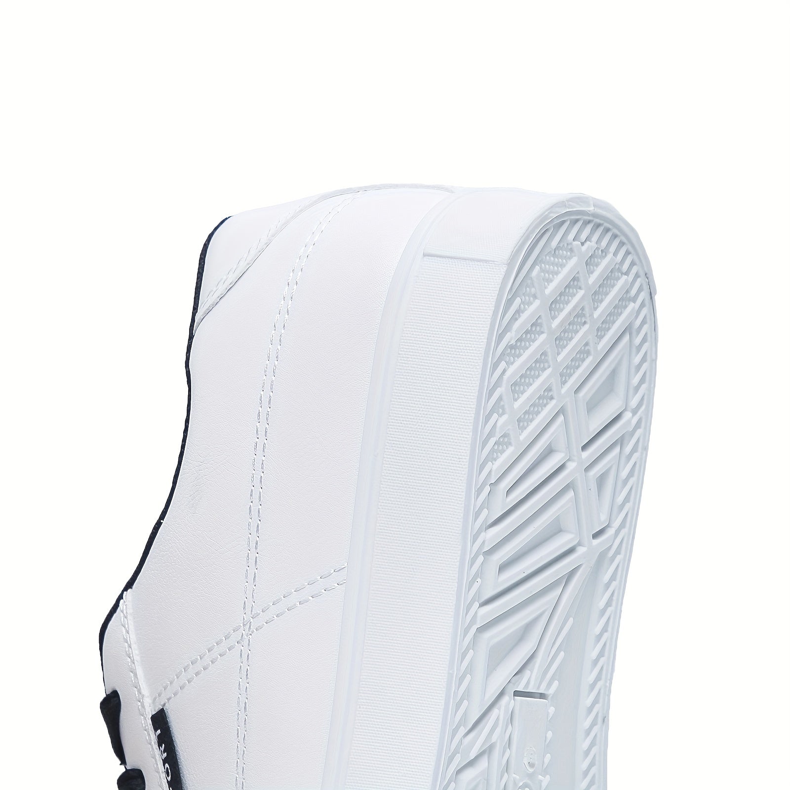 Men's Minimalist Sneaker for Spring and Summer