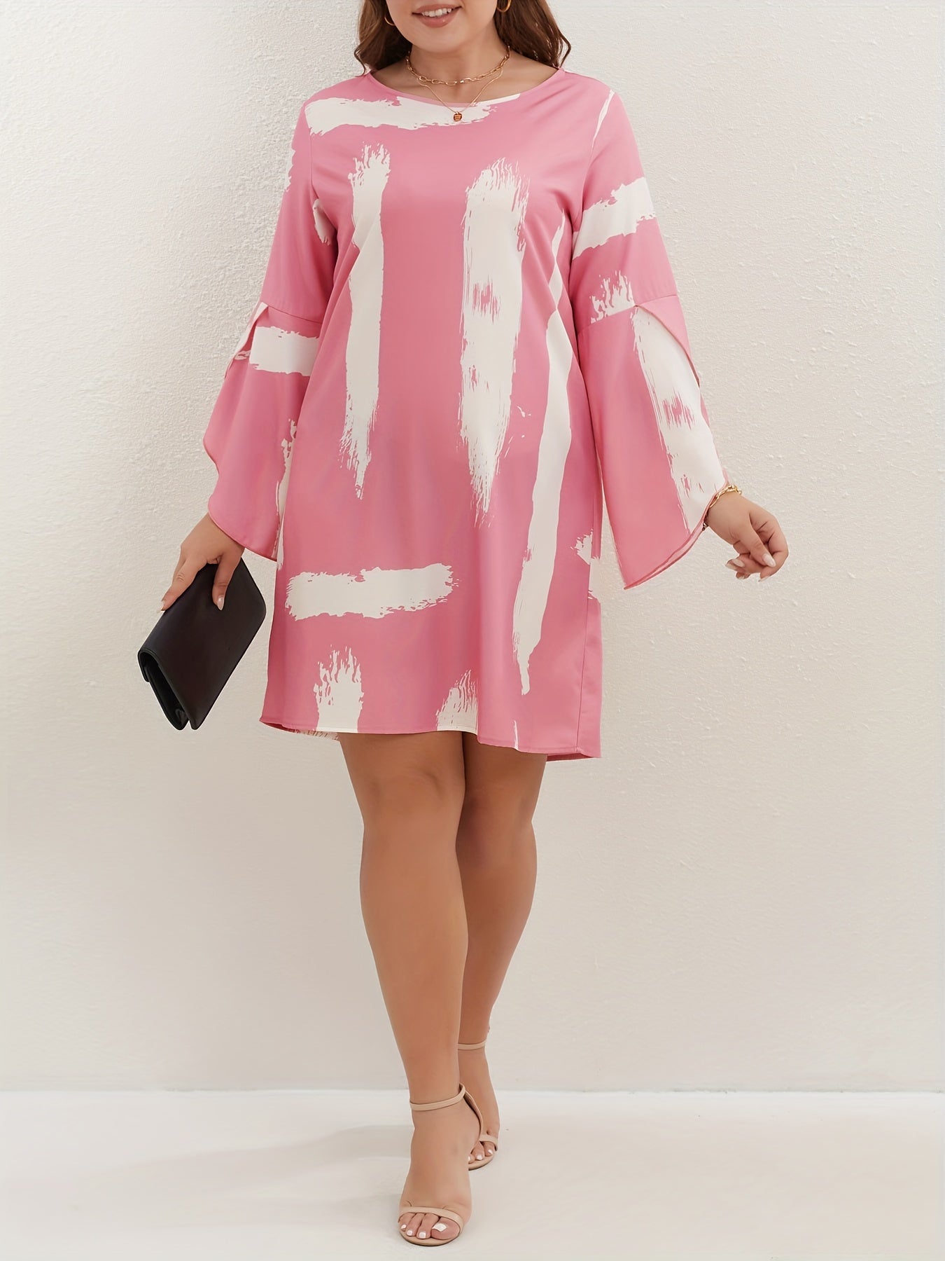  Casual Dress Women's Plus Brush Print Bell Sleeve Round Neck Loose Fit
