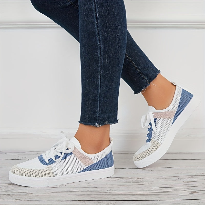 Women's Mesh Lace-Up Skate Shoes Breathable Flat Outdoor Walking Shoes