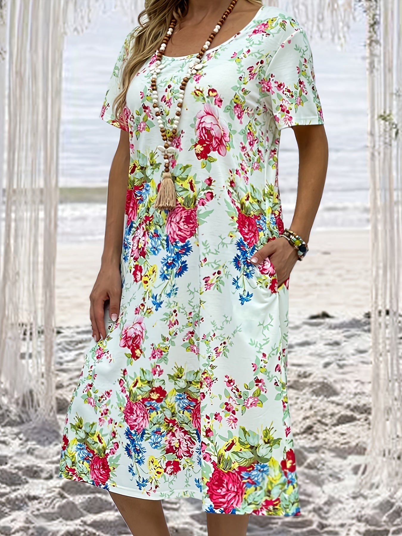  Women's Floral Print Round Neck Dress