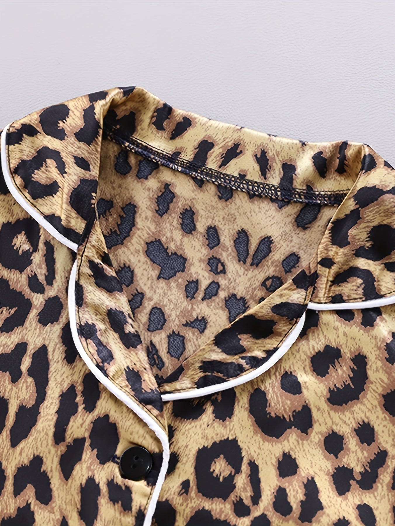 Kid's Leopard Satin Pajama Set Short Sleeve Top & Pants