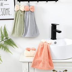 2pcs Hanging Fingertip Towel Coral Fleece Absorbent Soft Towel