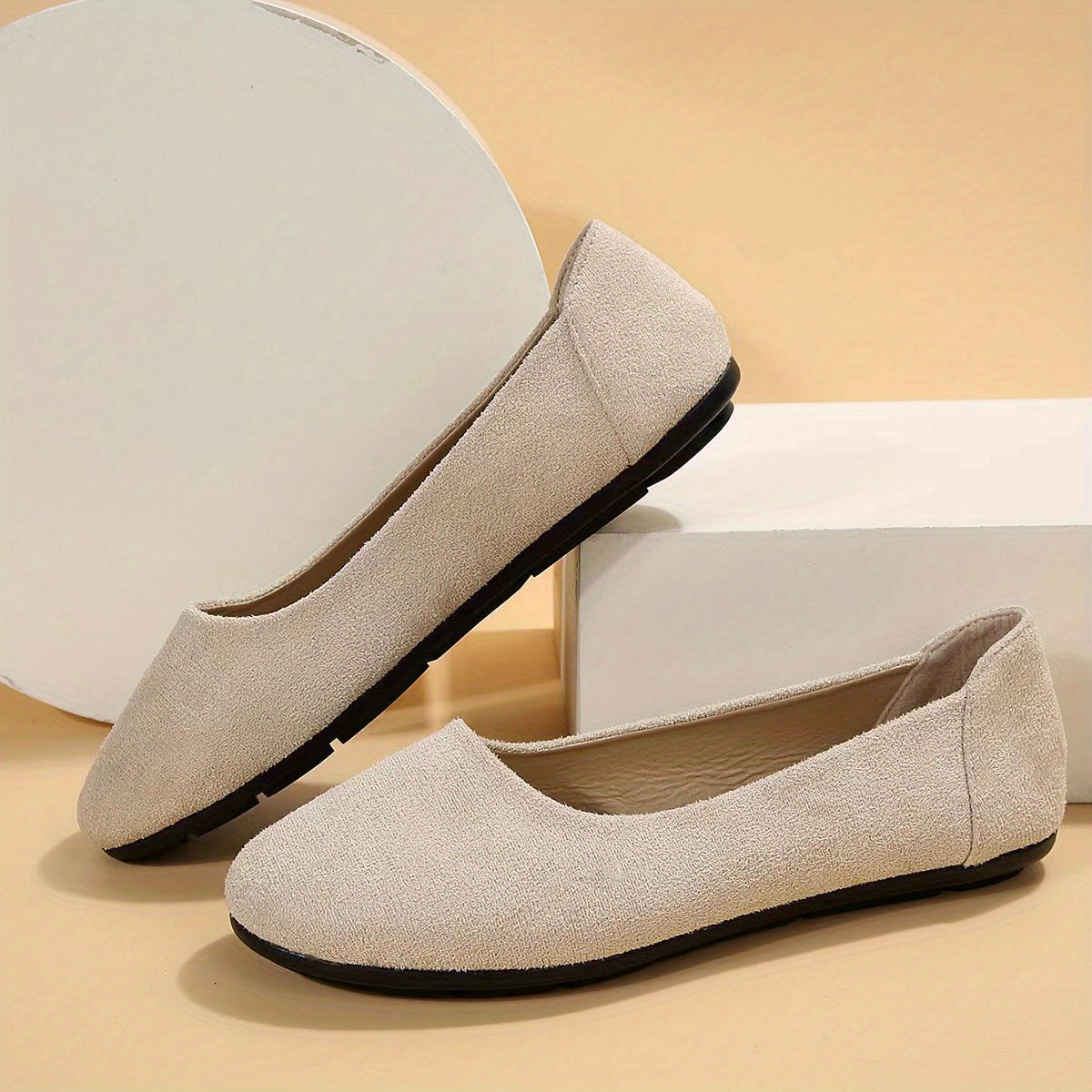 Women's Soft Sole Flat Slip On Shoes Lightweight & Comfortable