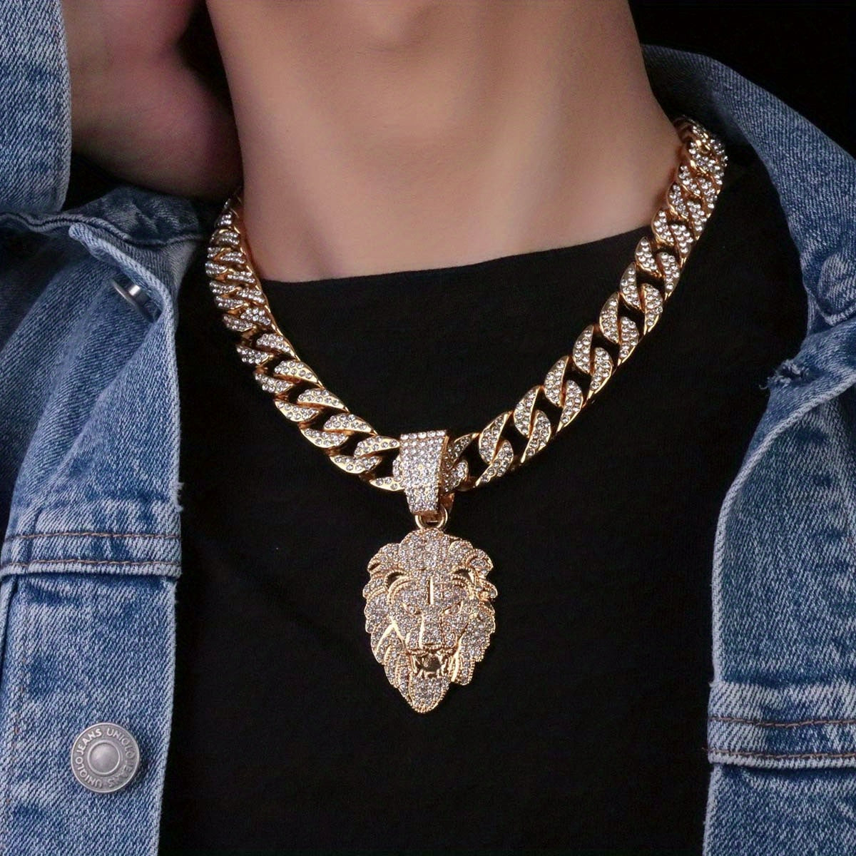 Lion Head Pendant Cuban Chain Necklace