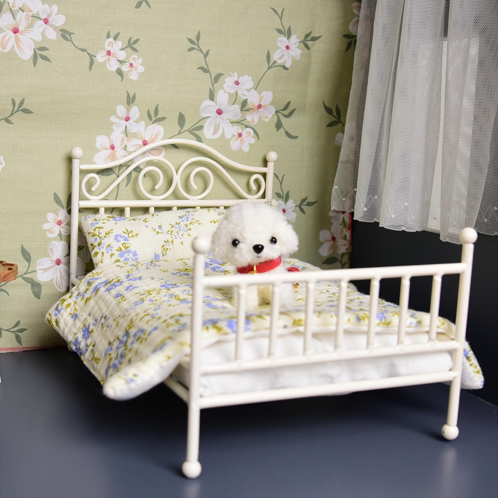 Dollhouse Metal Bed 1:12 Scale Iron Construction with Bedding
