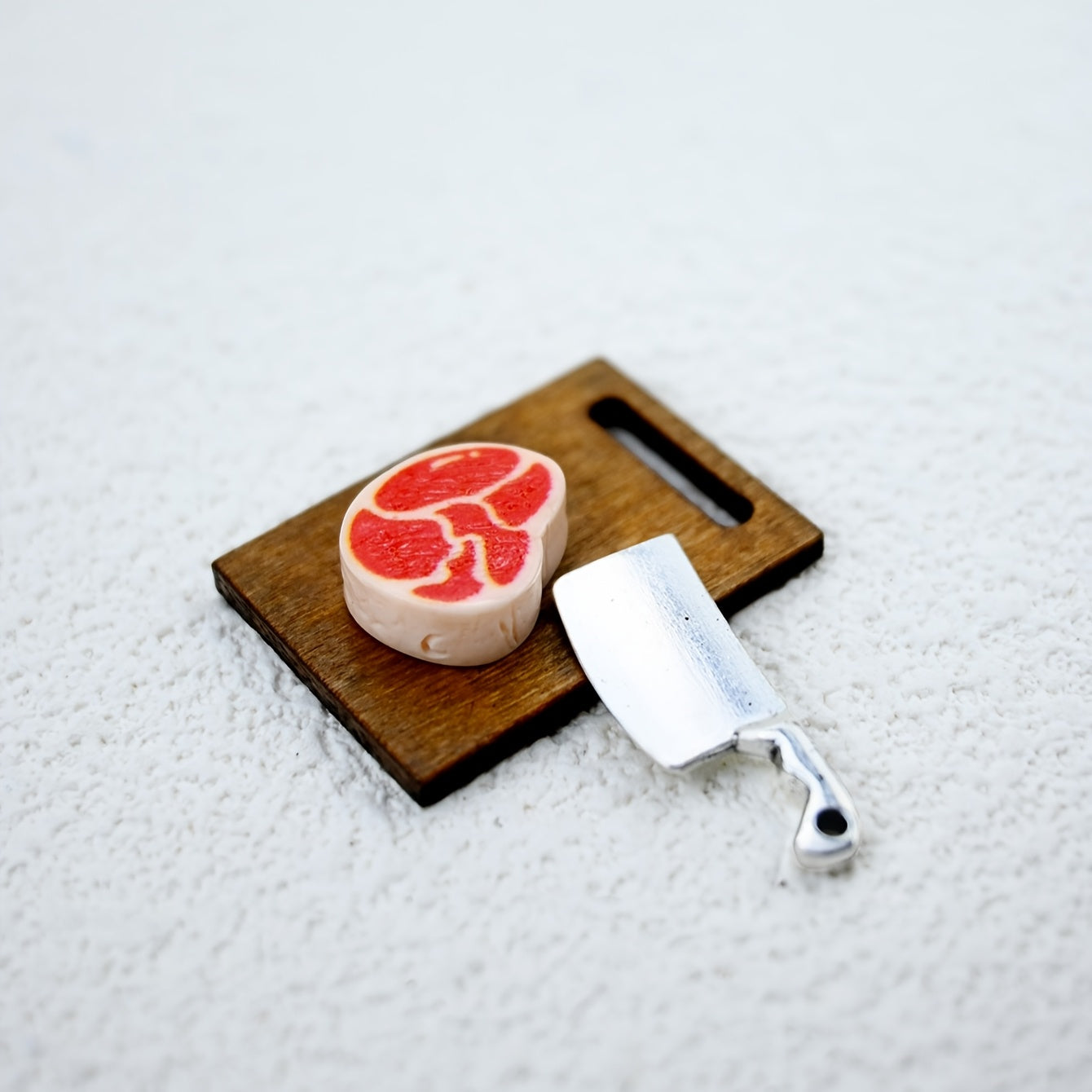 1:12 Scale Meat Display Set for Dollhouse with Cutting Board and Meat Model