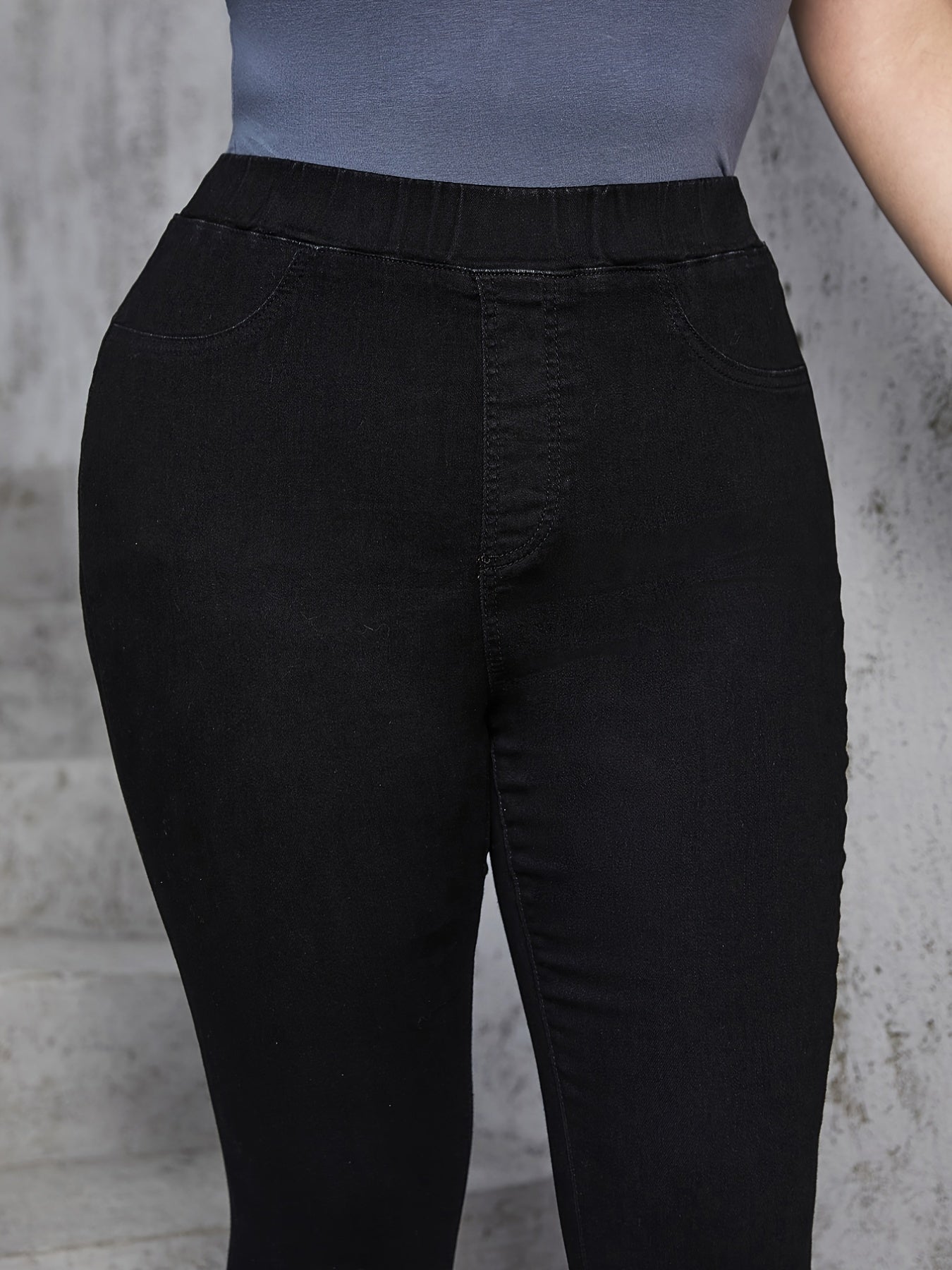  Solid High Rise Skinny Jeans