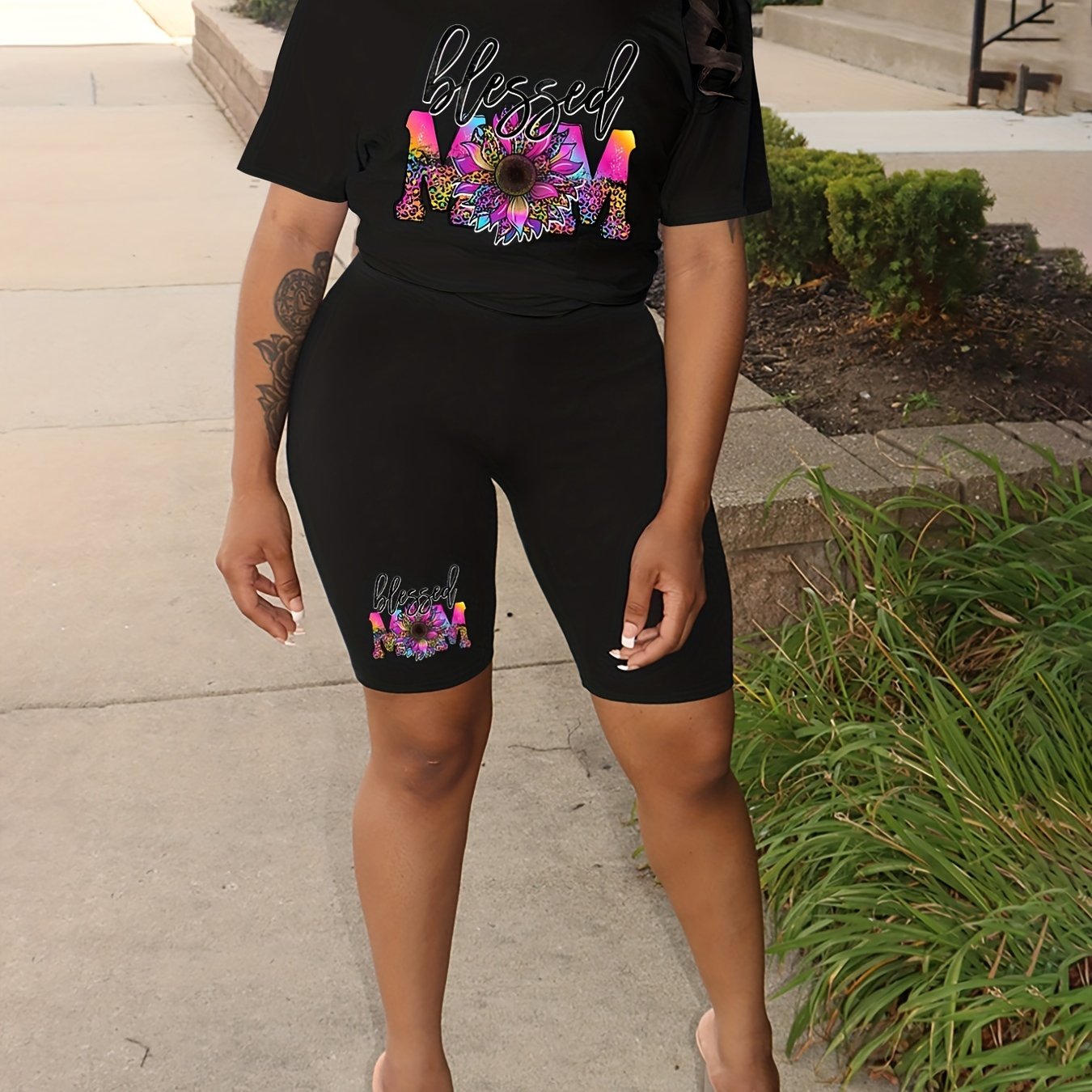  Flower & Letter Print Tee & Shorts 2 Piece Set
