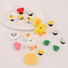 16pcs Cartoon Doll Shoe Buckle Resin Leaf Flower Charm Decoration