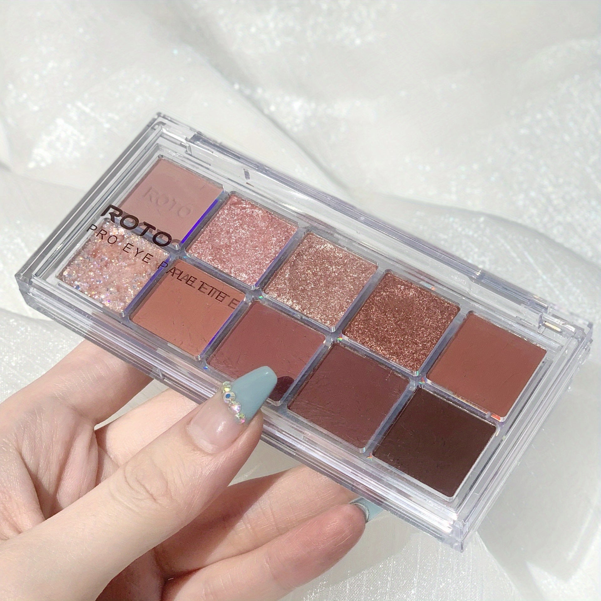 Dark Foggy Garden Pearlescent Eyeshadow Palette