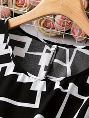  Geometric Print Round Neck Top