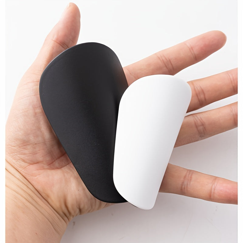Soccer Leg Pads Reduce Vibrations and Injuries