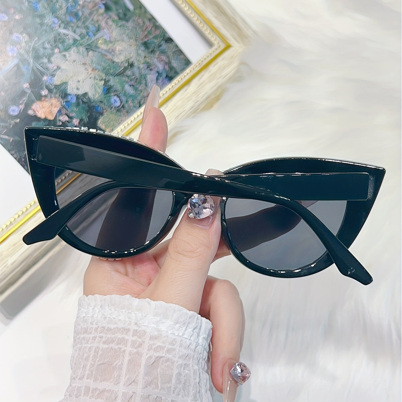 Sparkling Rhinestone Cat Eye Sunglasses UV400