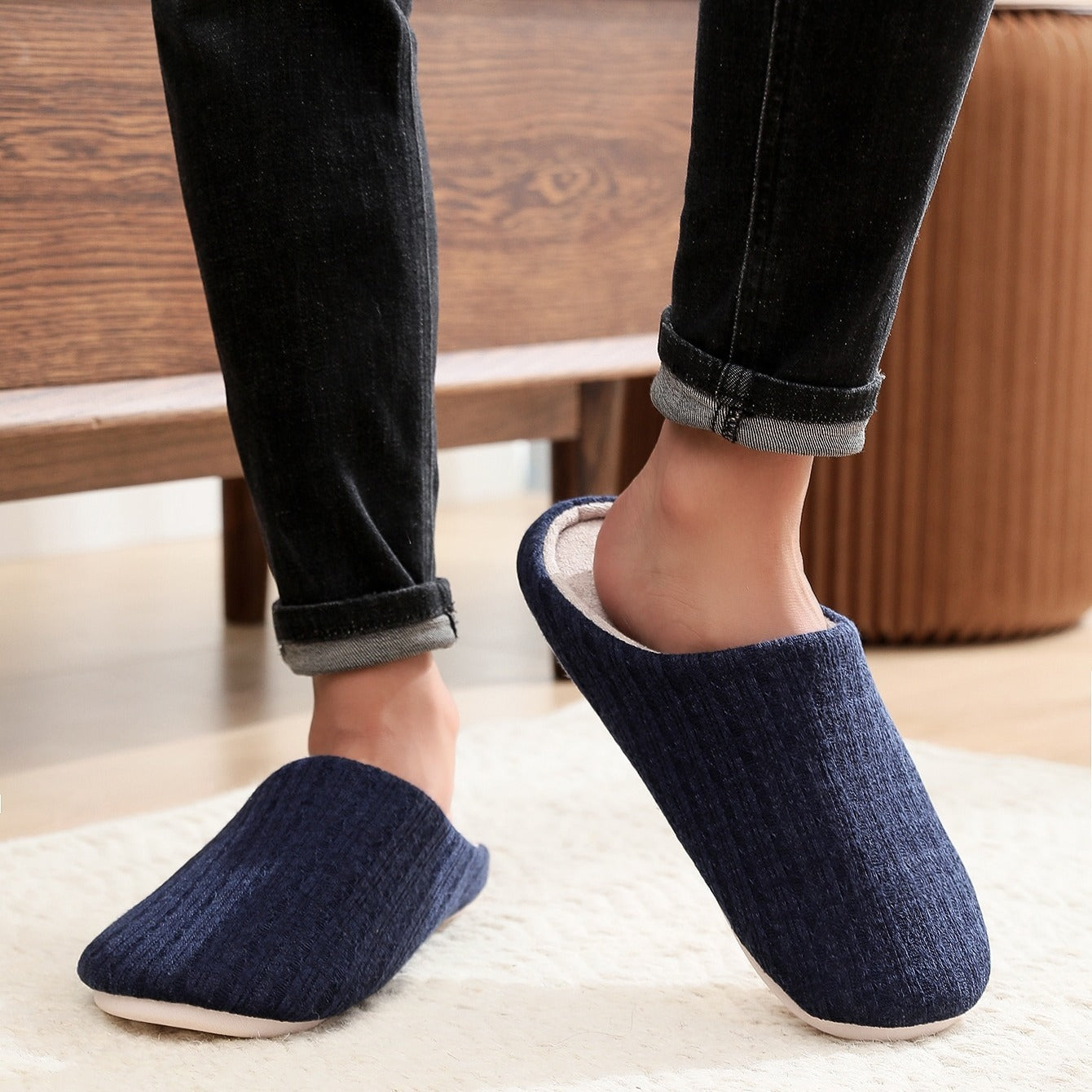 Men's Cozy Fuzzy Slides Soft Slippers Plush Comfy Non-slip Home Shoes