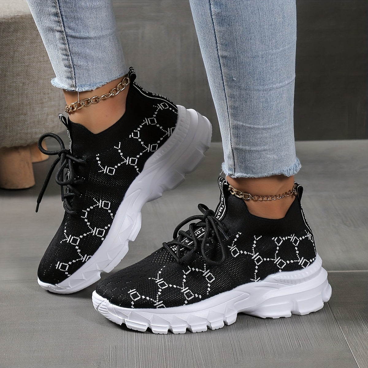 Soft Comfort Sneakers Wear Resistant Mesh Breathable Casual Shoes