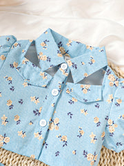 2pcs Baby Girls Ditsy Print Cut Out Puff Sleeve Shirt & Shorts Set