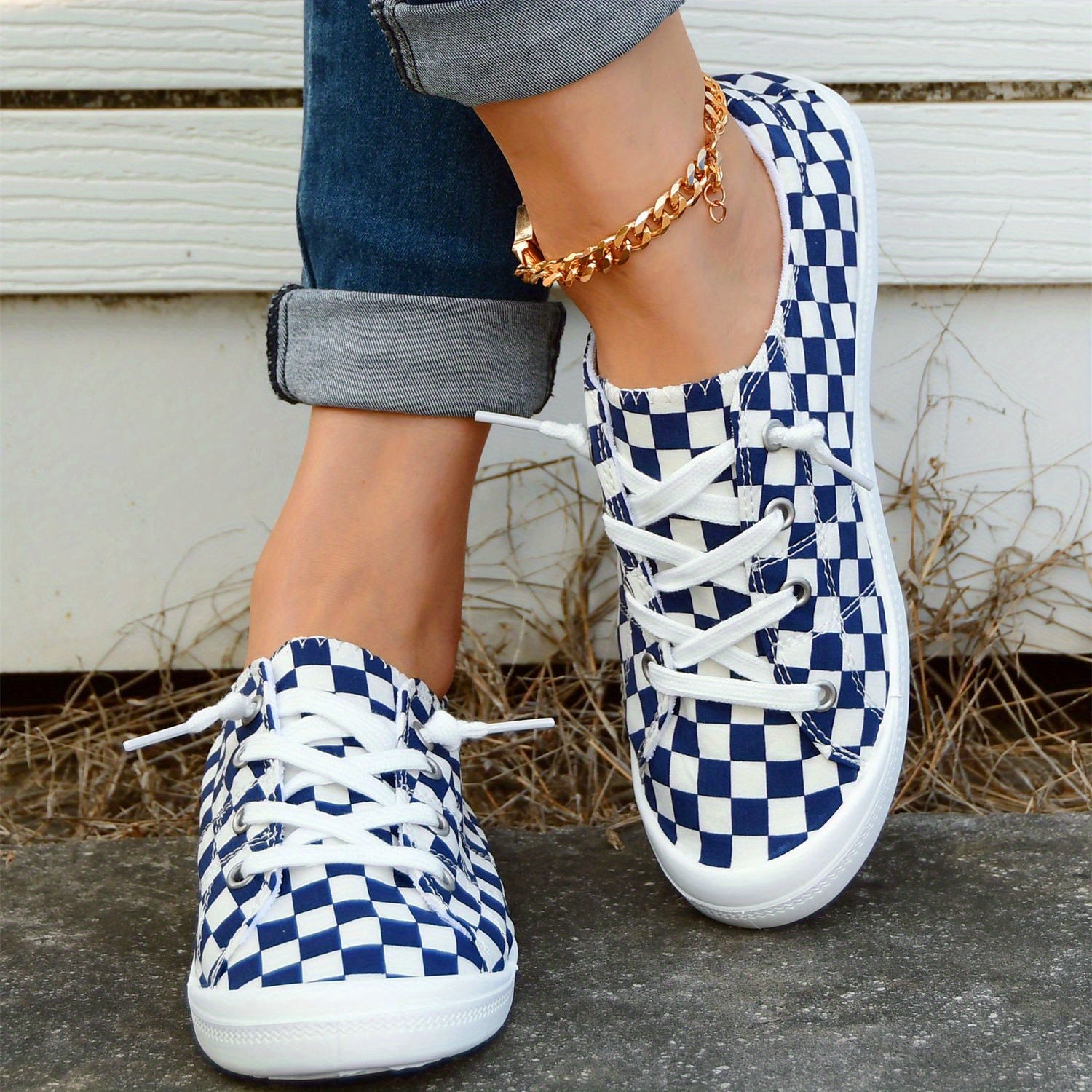 Checkerboard Pattern Lace Up Walking Shoes for Women