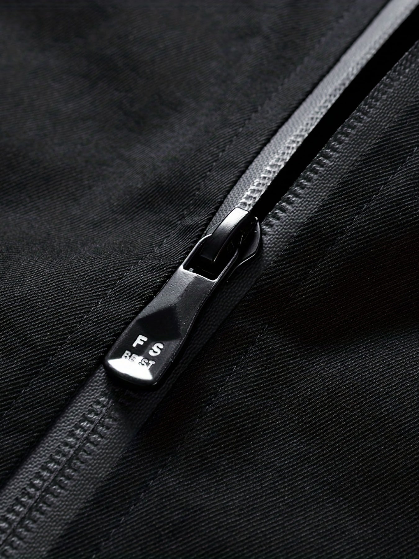 Men's Casual Windbreaker Jacket with Pockets for Outdoor Activities