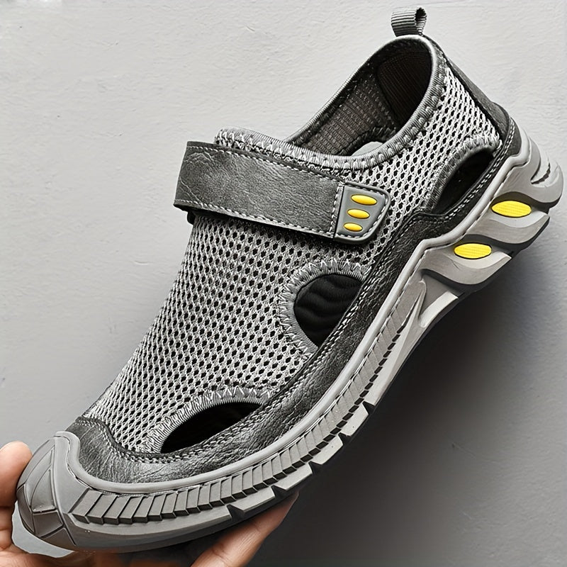 Men's Closed Toe Fisherman Sandals Breathable Beach Mesh Shoe Brown