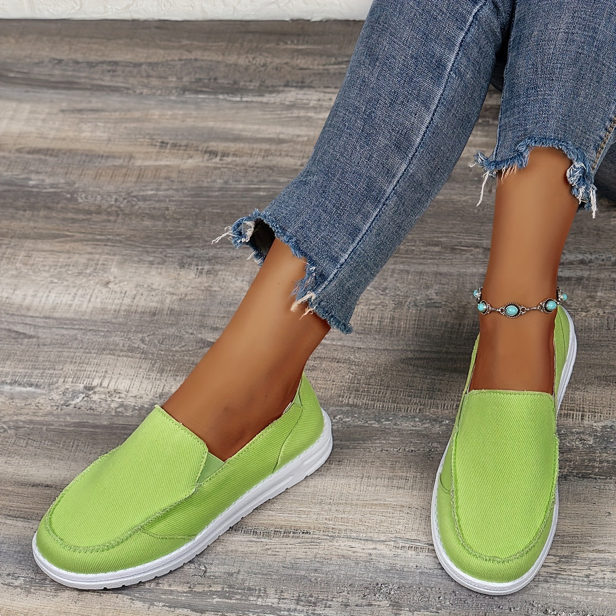 Flat Canvas Shoes Women Slip On Low Top Sneakers Casual Walking Trainers