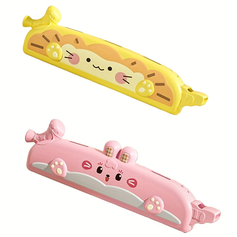Kids 16 Hole Harmonica Toy Rabbit Lion Patterns Red Yellow