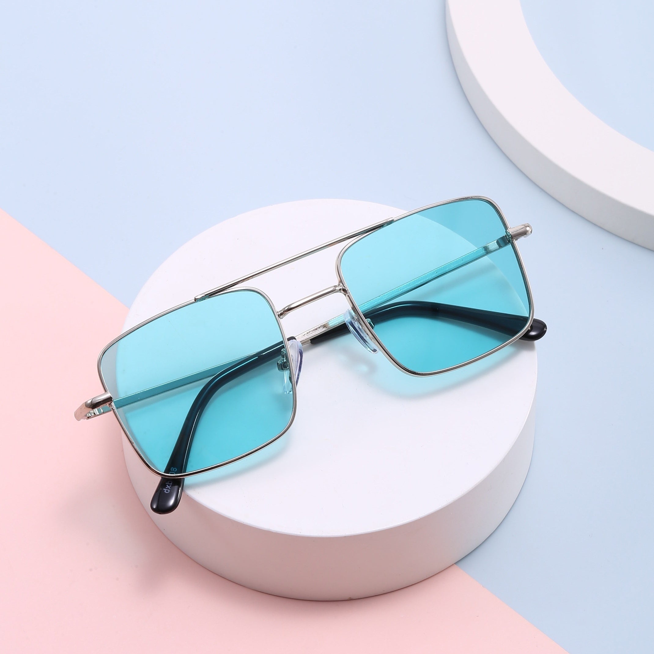 Retro Square Metal Sunglasses for Sun Protection
