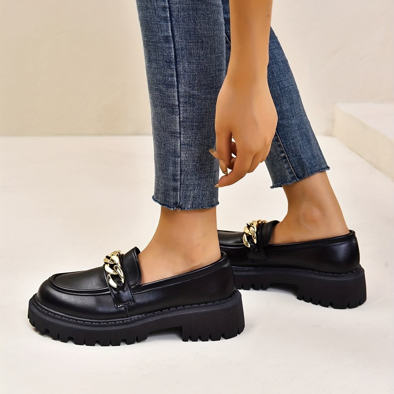 Women's Chain Decor Chunky Heel Loafers Slip On Faux Leather Shoes