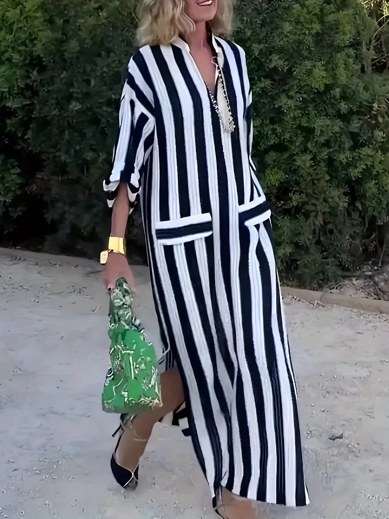  Striped Long Sleeve Maxi Dress