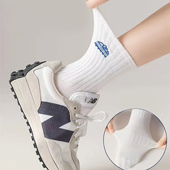 4 Pairs Letter Print Socks Mid Tube Stockings Women's Hosiery