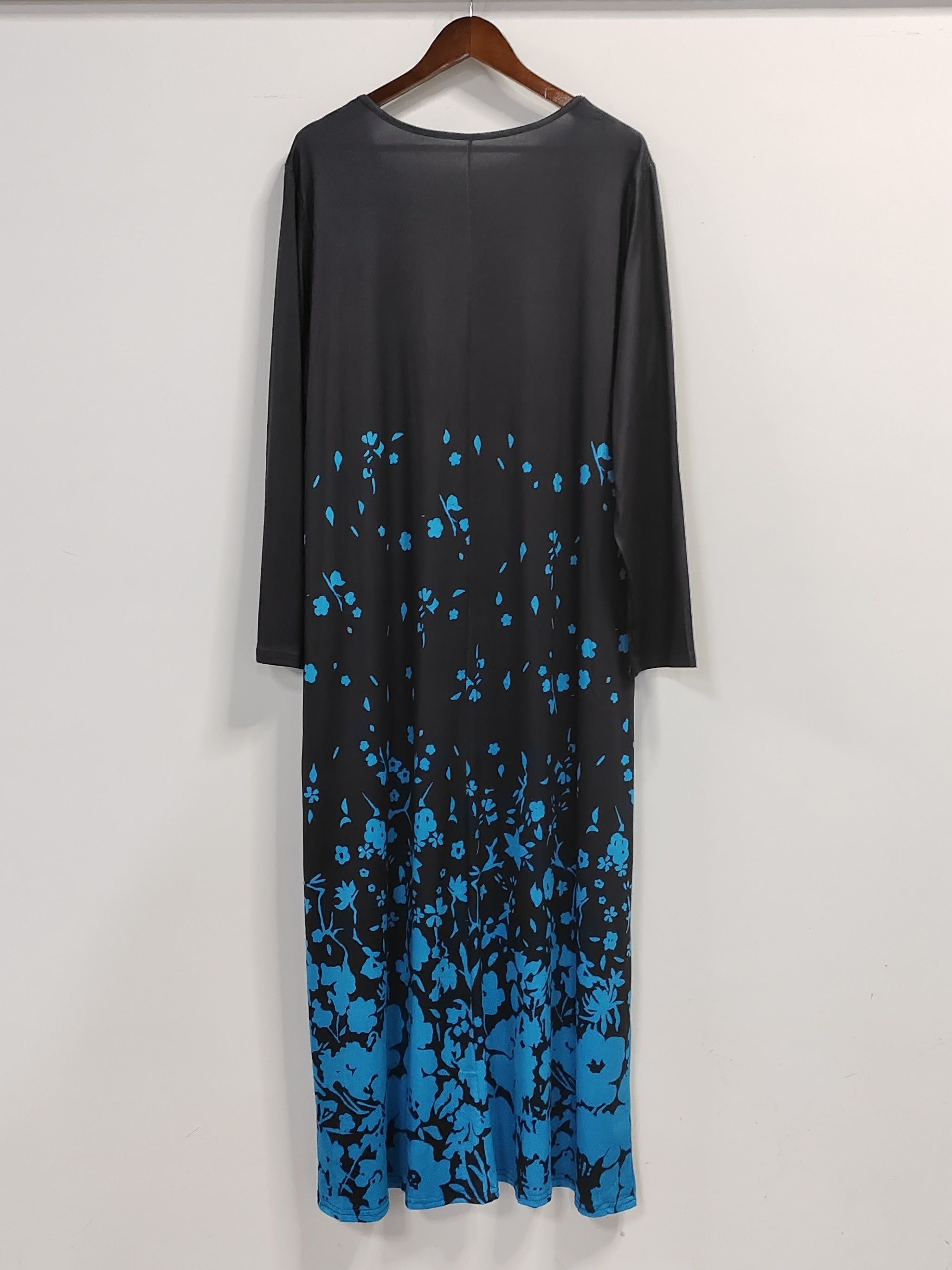  Floral Print Long Sleeve Maxi Dress
